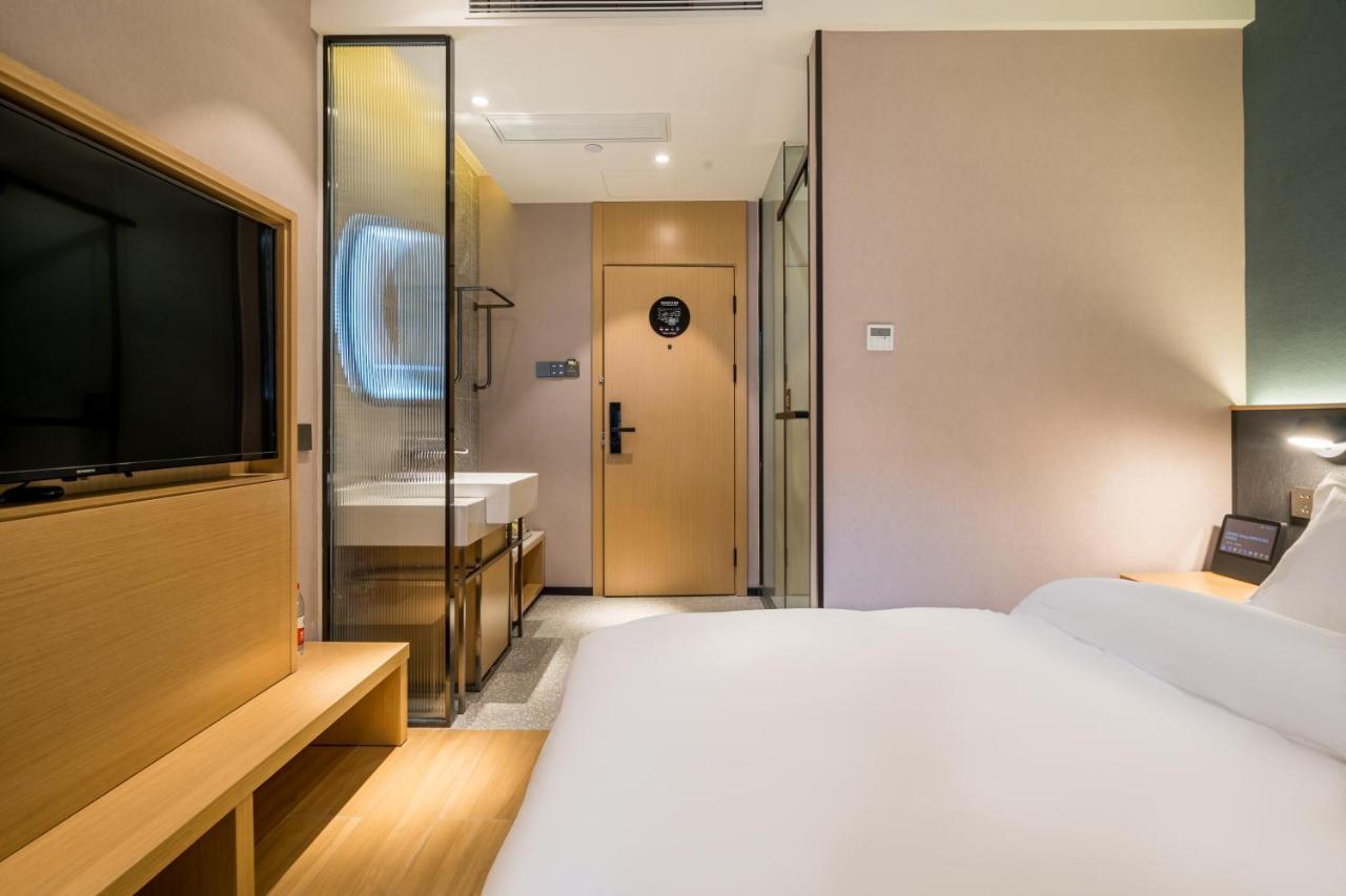 Meego Smart Select Hotel Shanghai Exterior foto